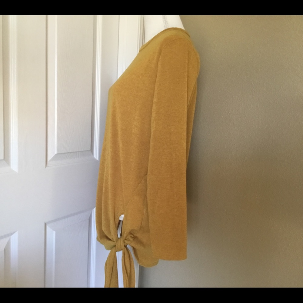 Long sleeve knit top - Picture 8 of 8